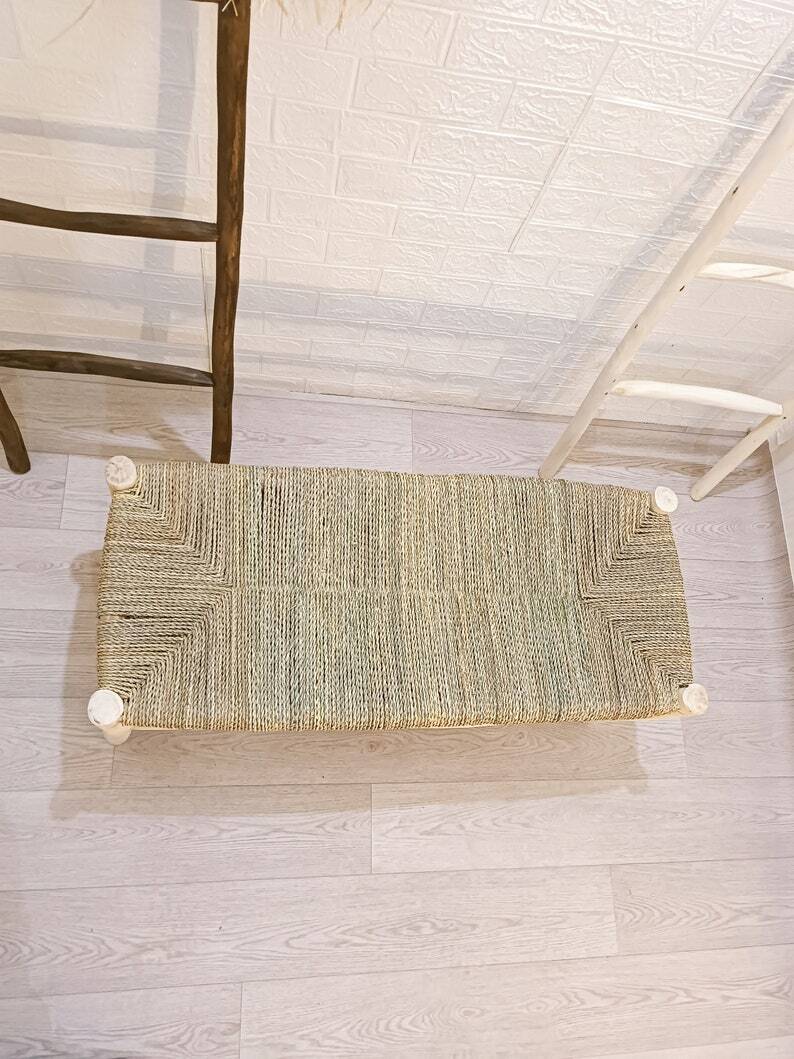 Bench in solid wood and natural wickerwork