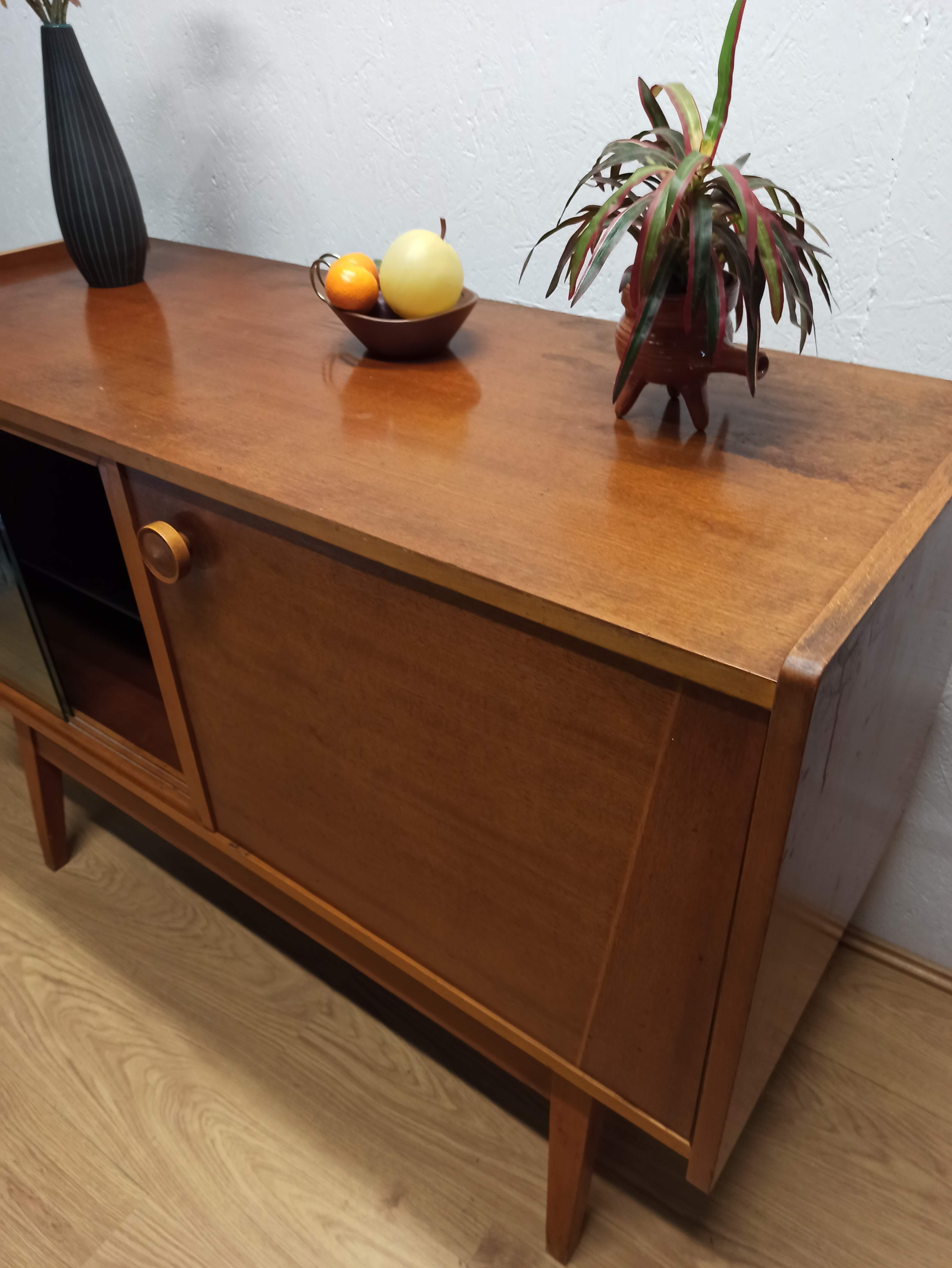 Modernist sideboard bilea of the 1962