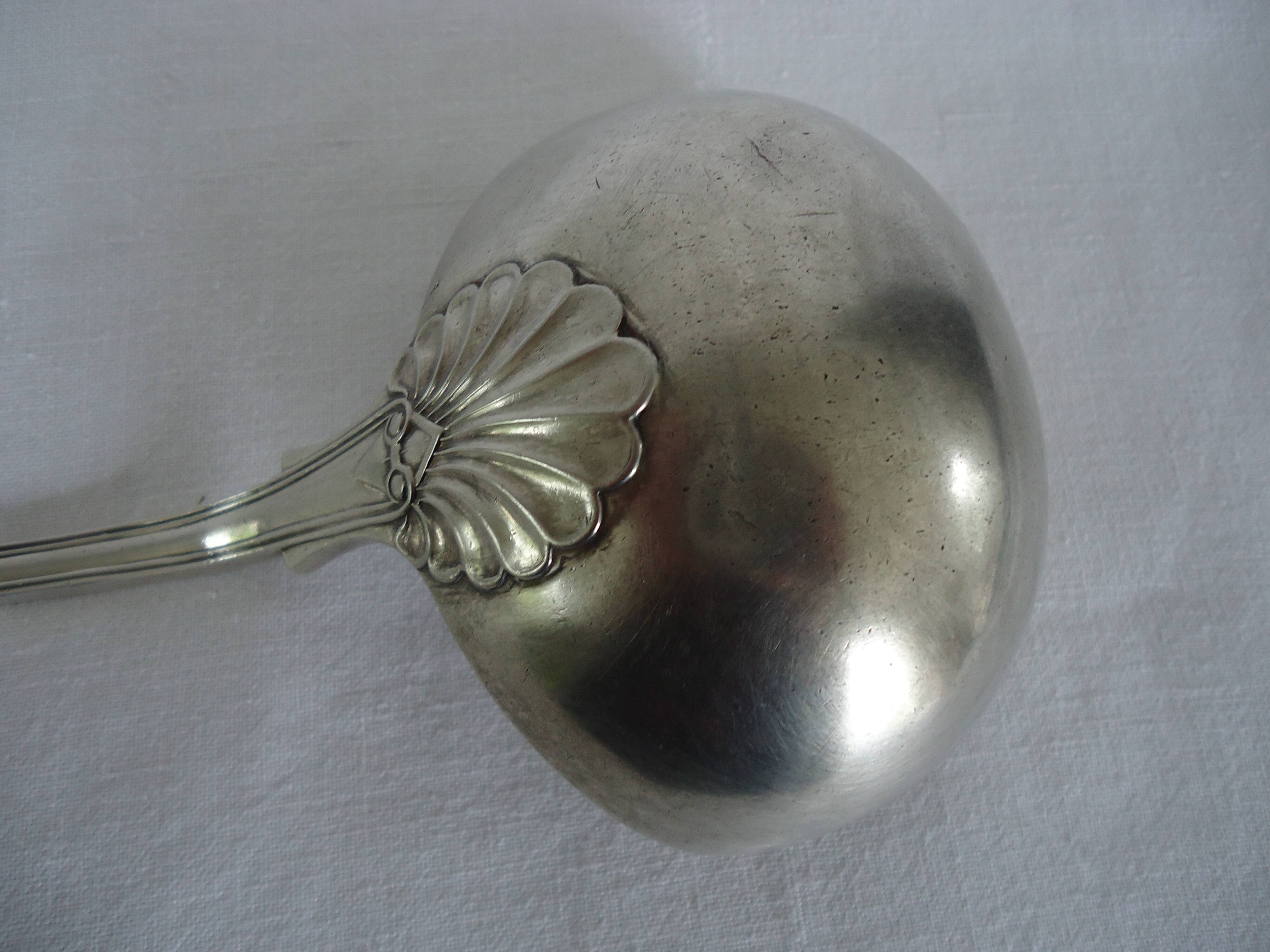 Louche à soupe victorienne, en argent massif 356 gr