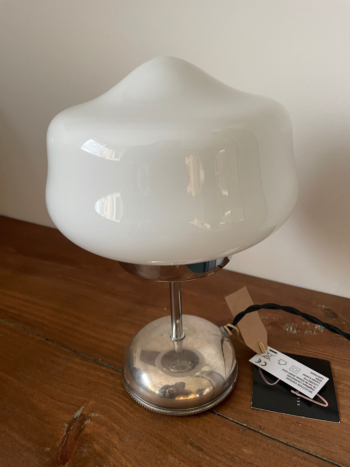 White opaline lamp with silver metal.