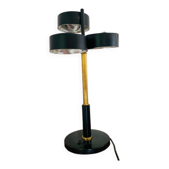 3-reflector lamp