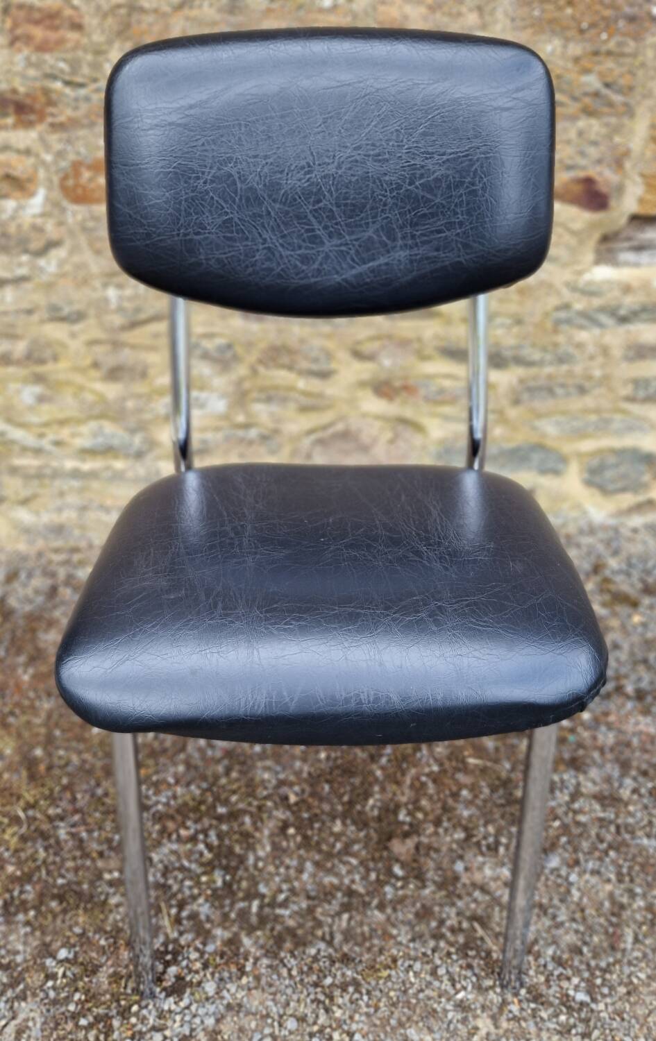 Vintage office chair in black skai