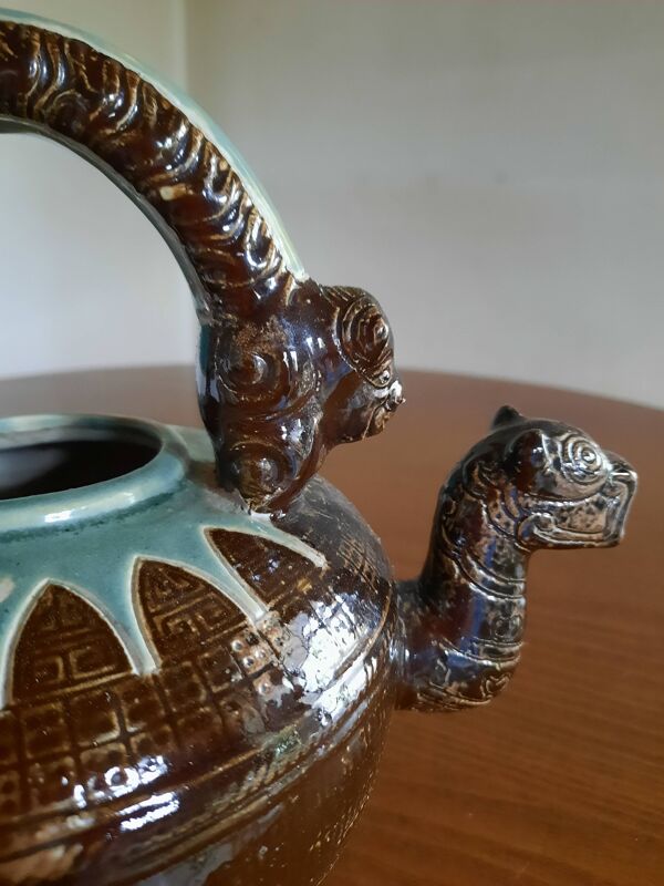 Verseuse à vin tripode Vietnam