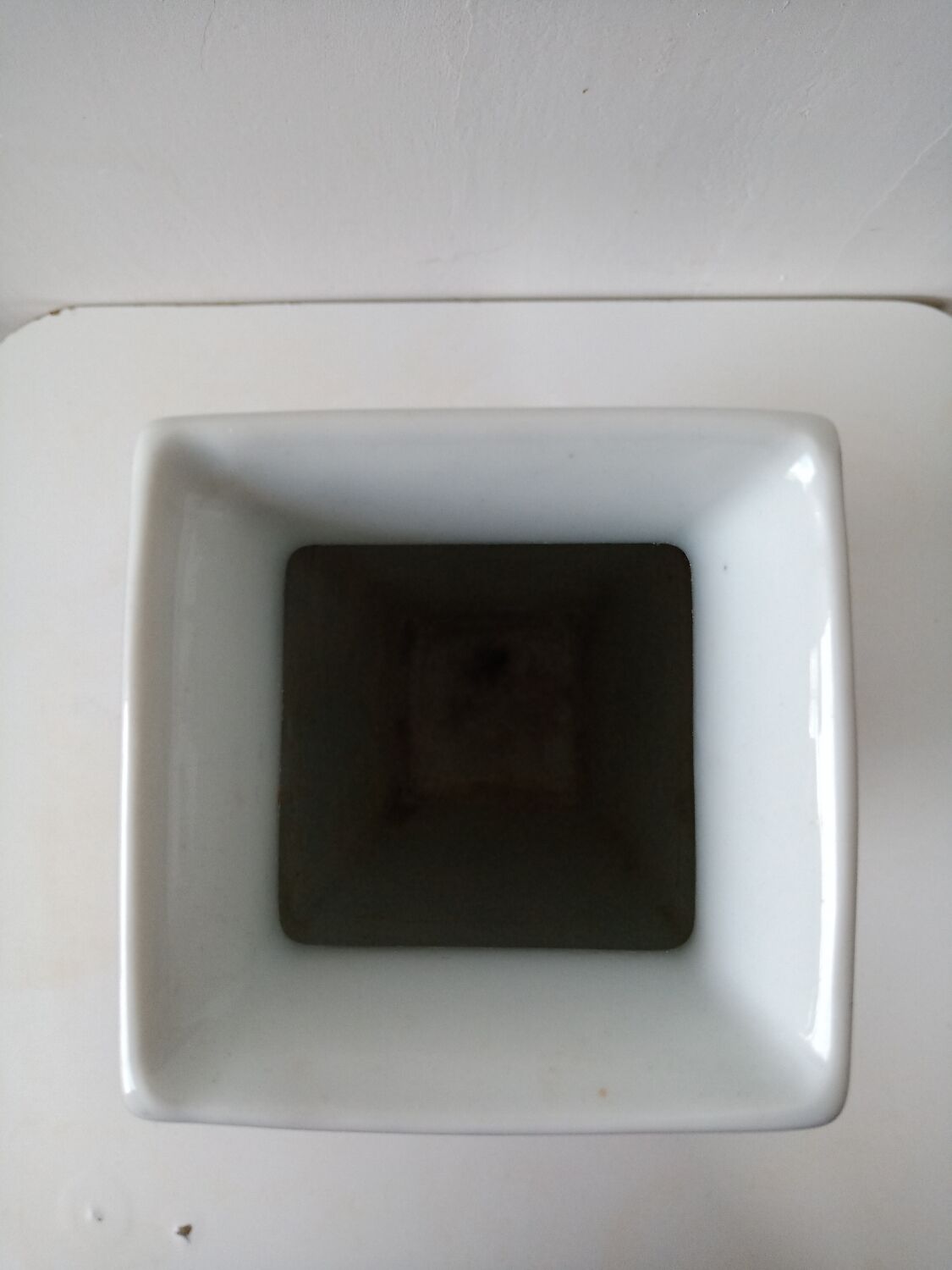 Asian vase shape baluster floral decoration handle Lion's head