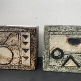 Pair of Troika Cornwall English ceramic cube vases by Linda Hazel and Avril Bennet, 1970