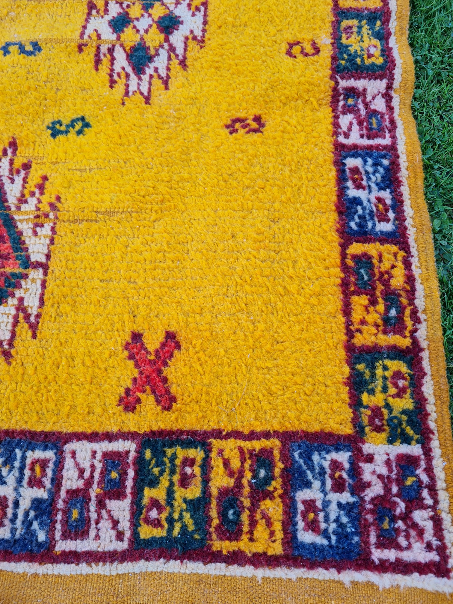 Handmade Berber carpet in wool 196 x 310cm