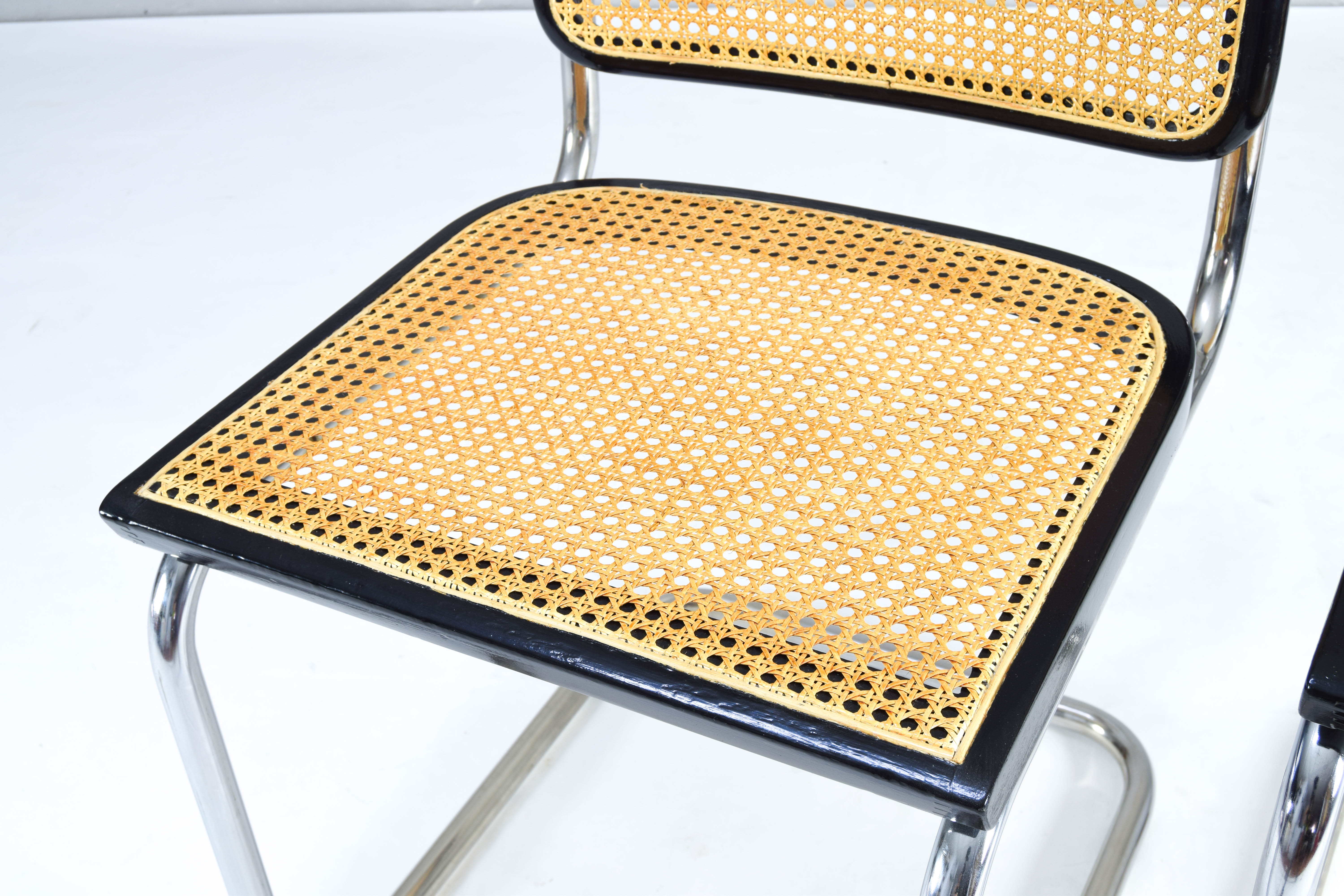 Set of two mid-century modern Marcel Breuer B32 Cesca chairs, Italy 1970s