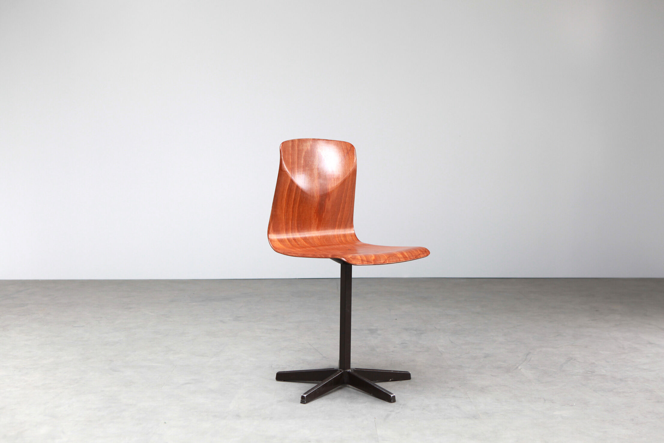 Set of 6 chairs workshop Galvanitas