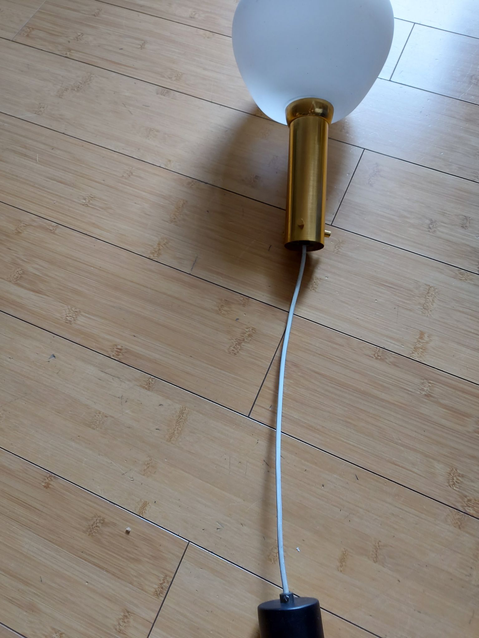 Suspension design opaline blanche