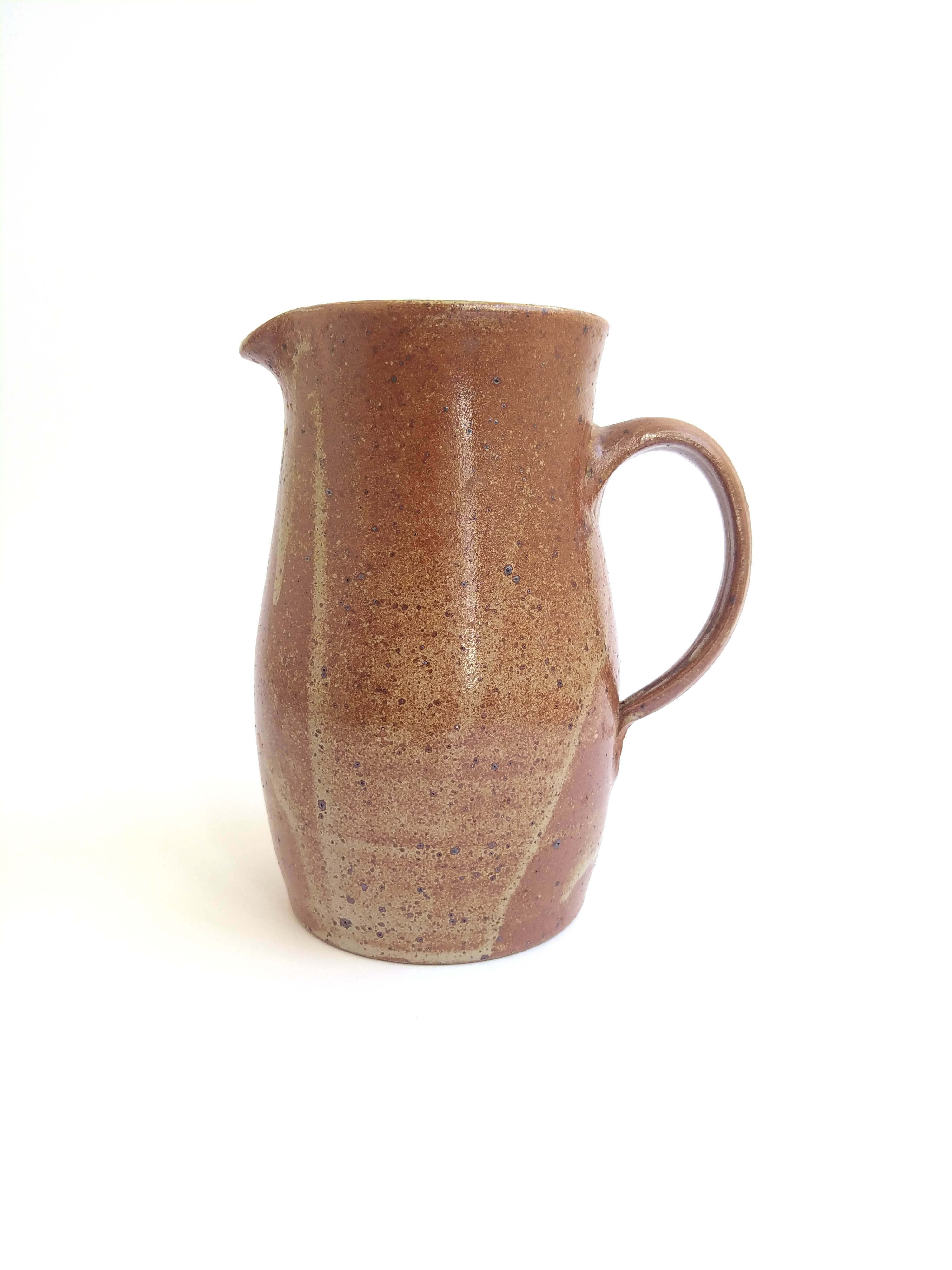 Pitcher/carafe in vintage sandstone