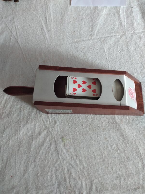 Sabot de croupier en acajou
