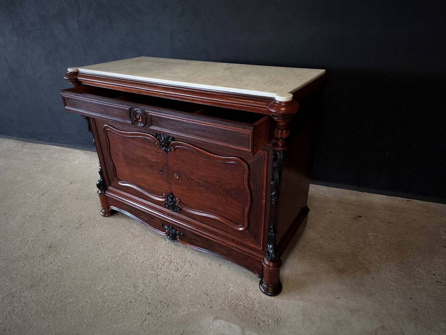 Pantry chest of drawers
