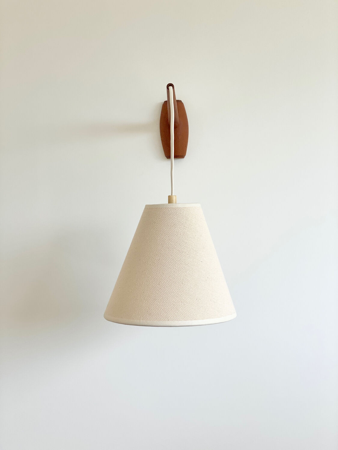 Vintage Scandinavian teak wall lamp