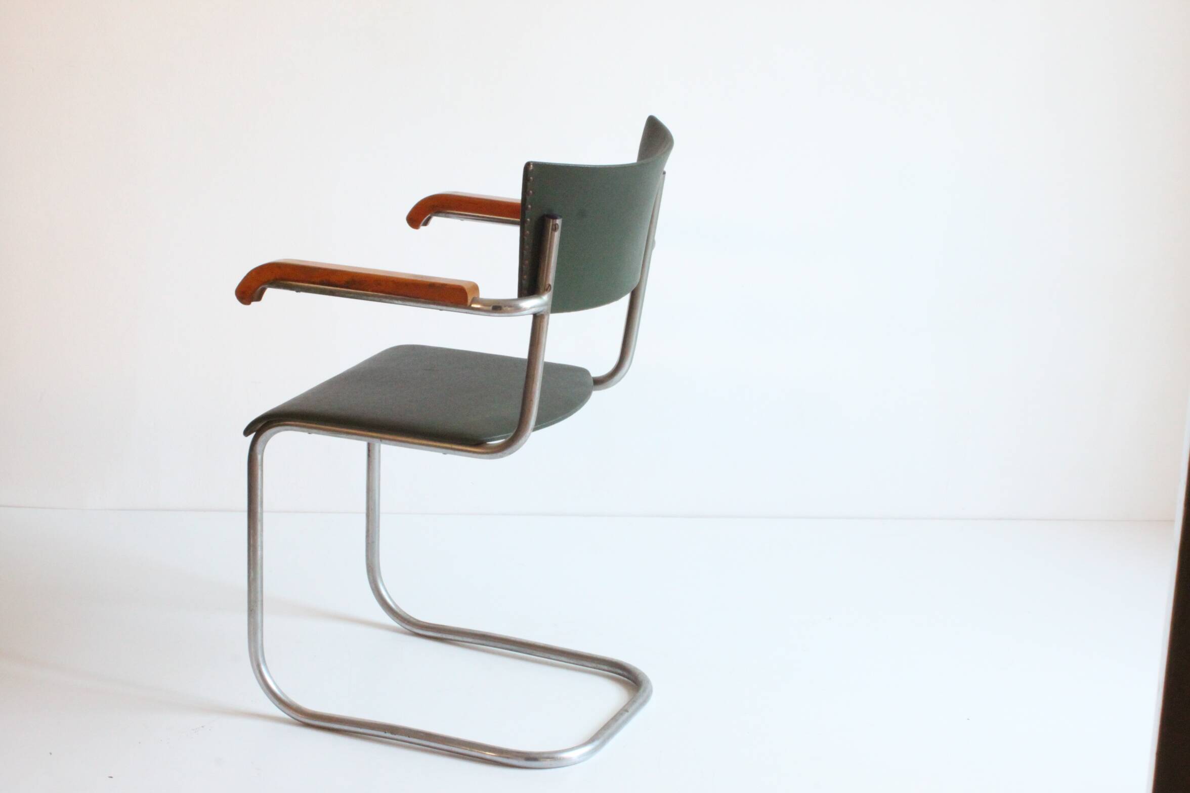 Art deco tubular Armchairs, 1930s set of two