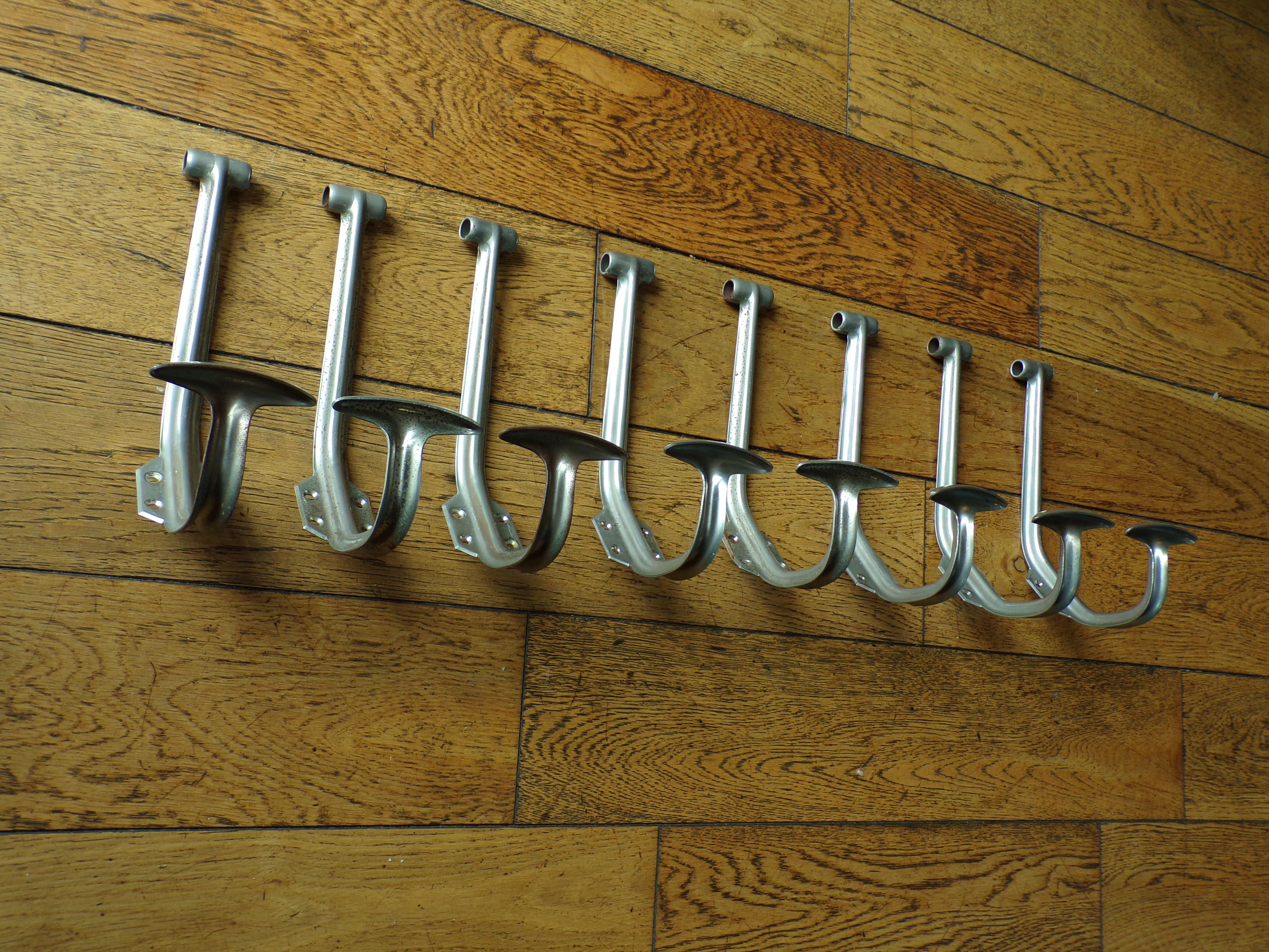 Set 8 vintage school hooks