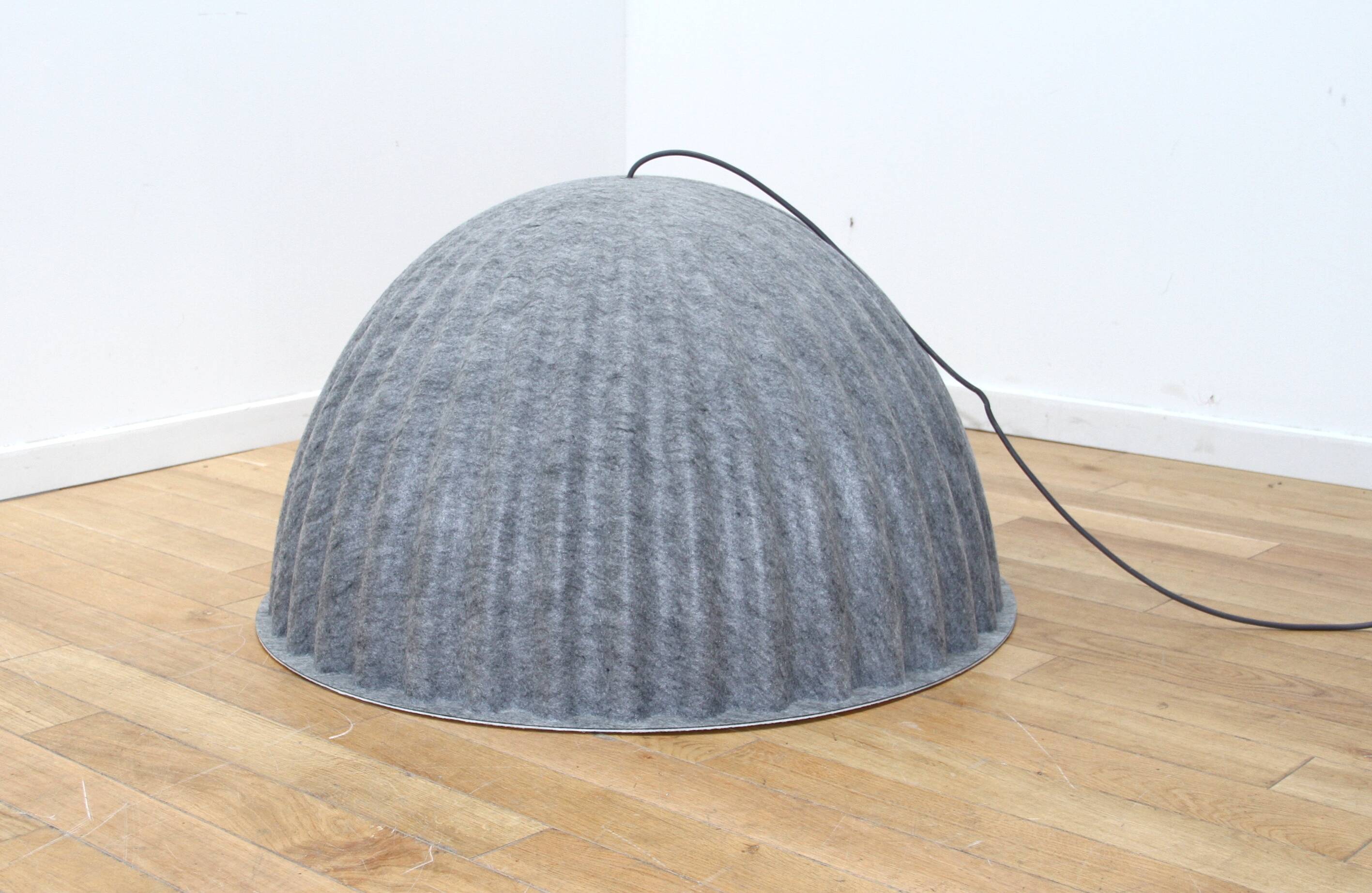 Pendant Lamp Under The Bell, Muuto