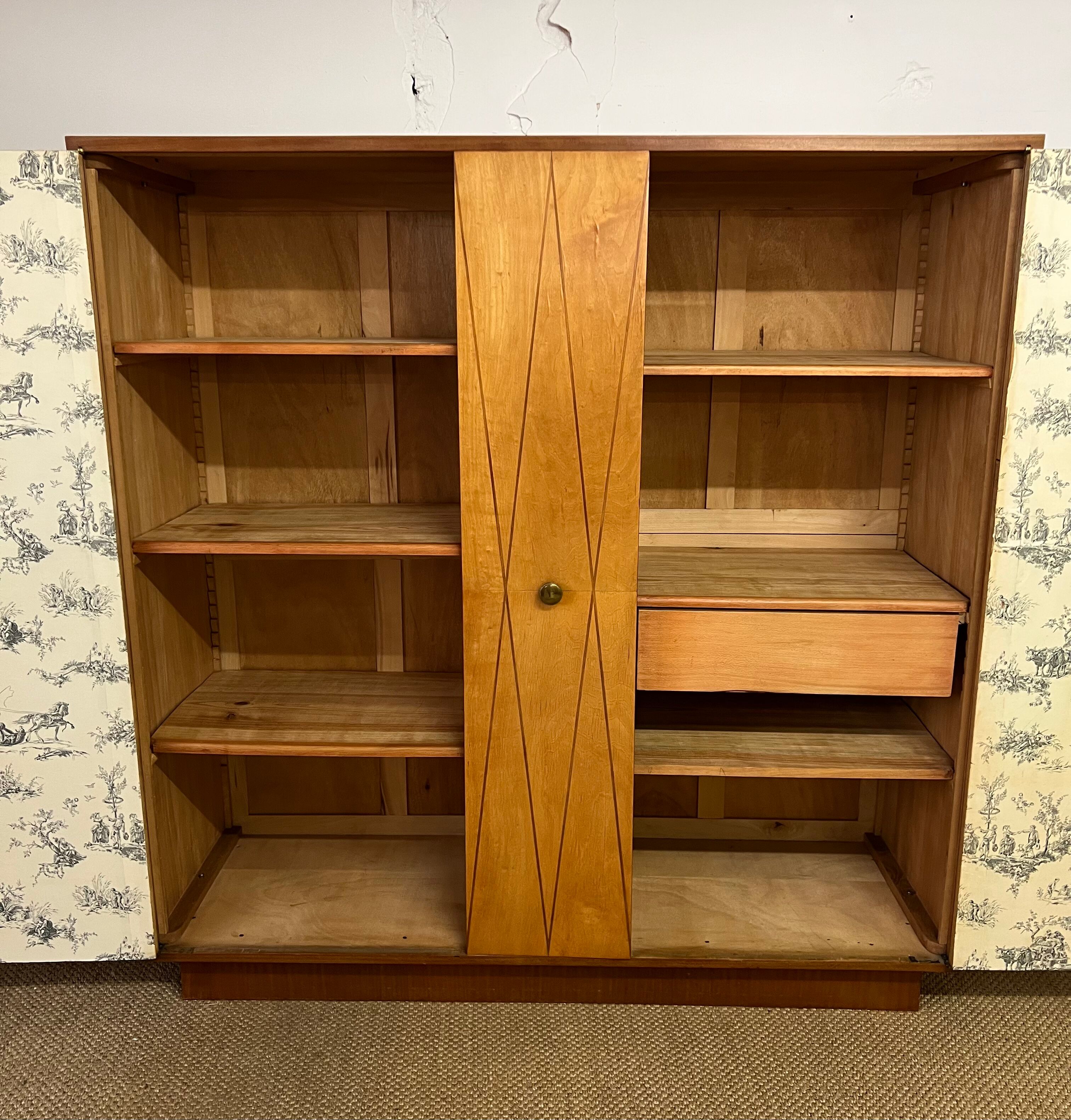 Art Deco style cabinet