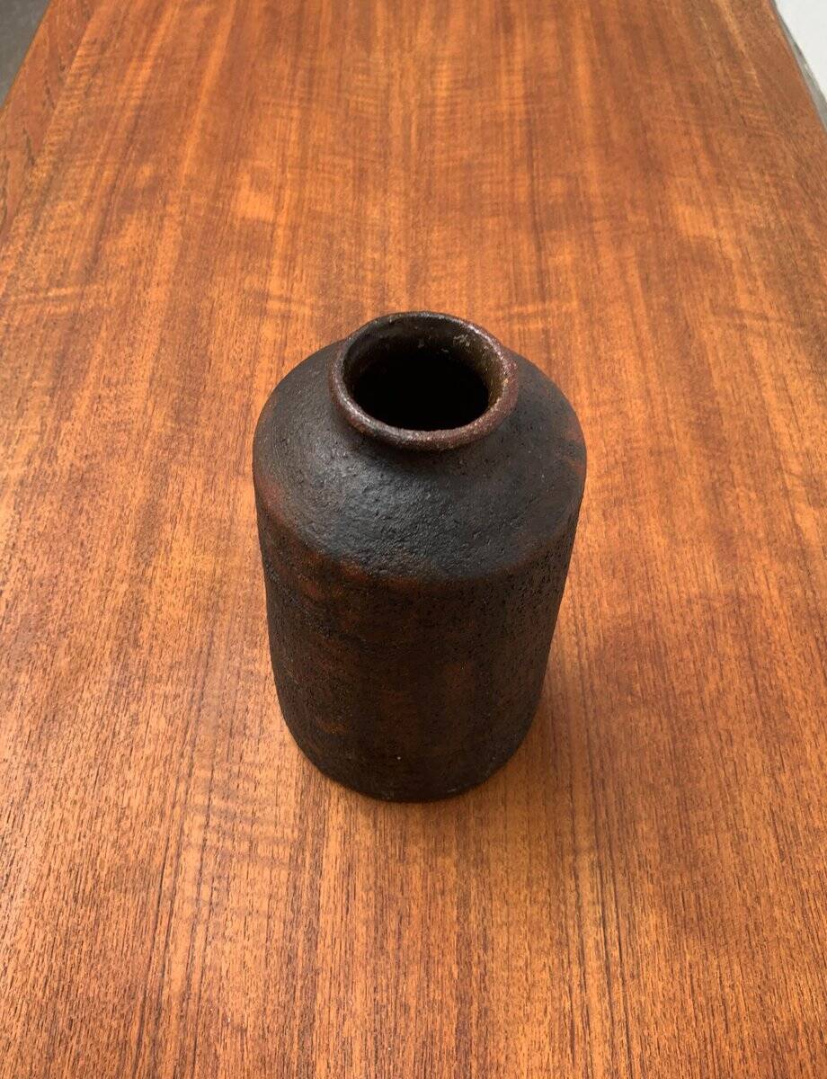 Brutalist vase from the mid-century German studio pottery by Gerhard Liebenthron, 1974.