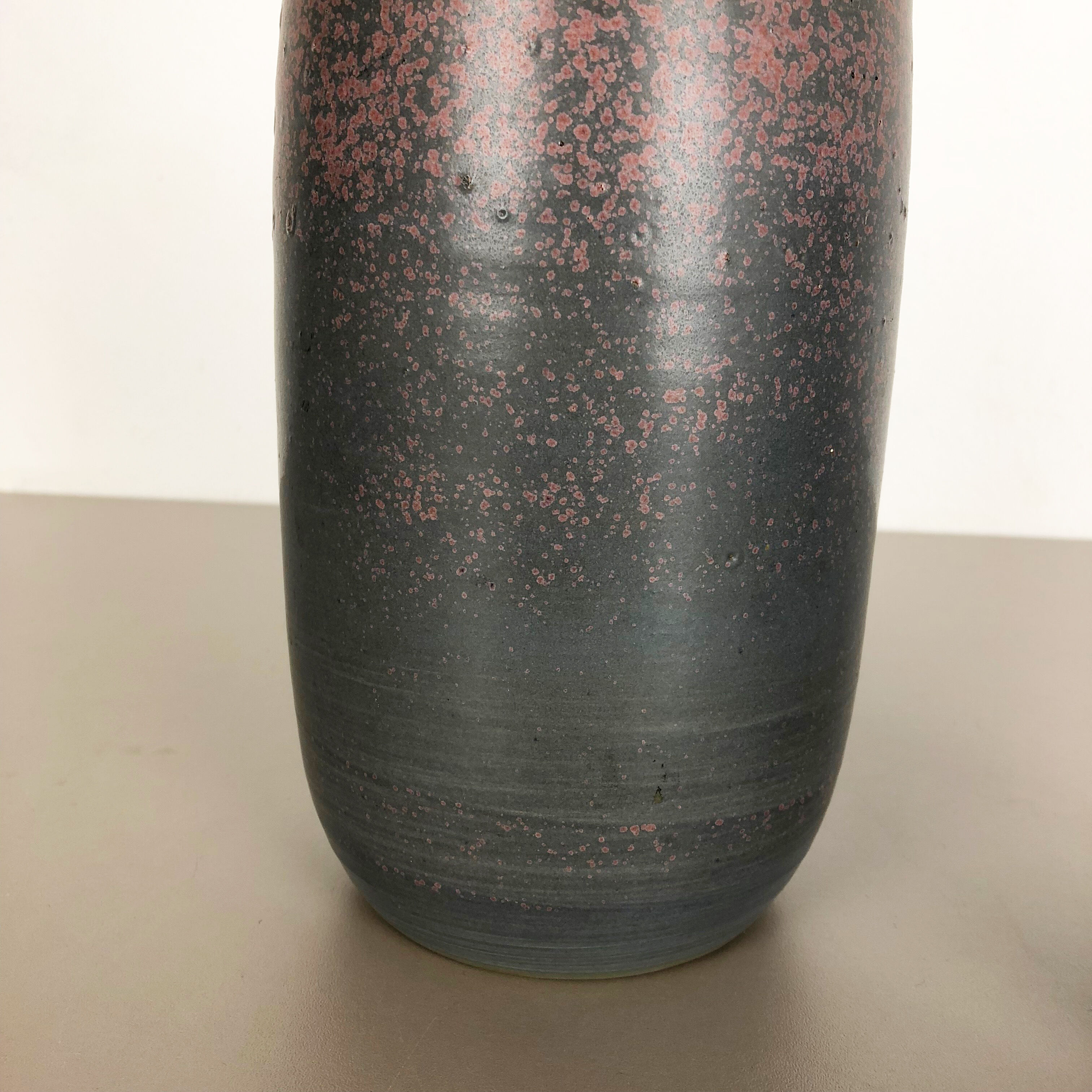Original ceramic studio pottery vase by Piet Knepper for Mobach Netherlands, 1970