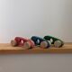 Trio de voitures de course vintage en bois