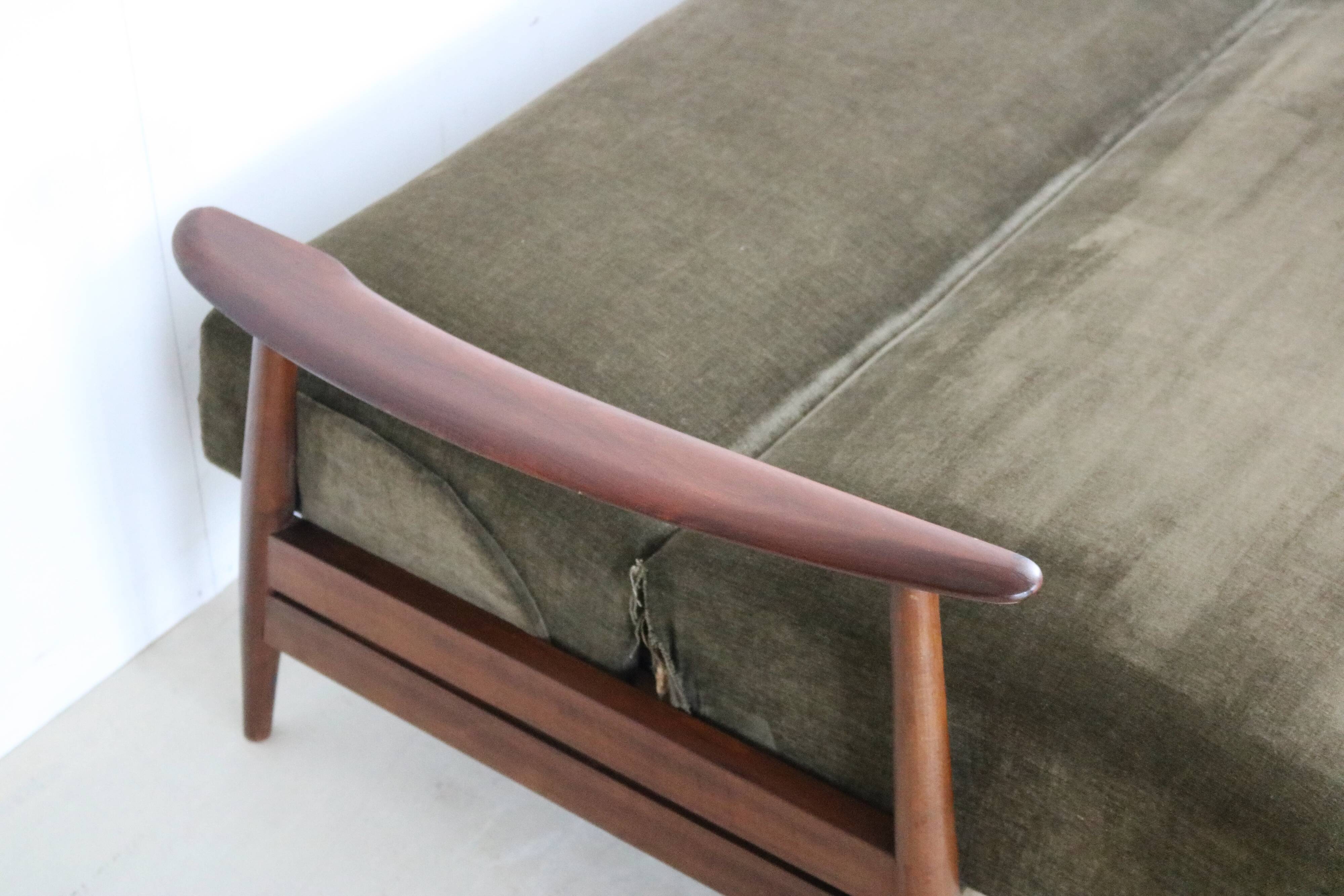 Vintage danish (sleep) sofa