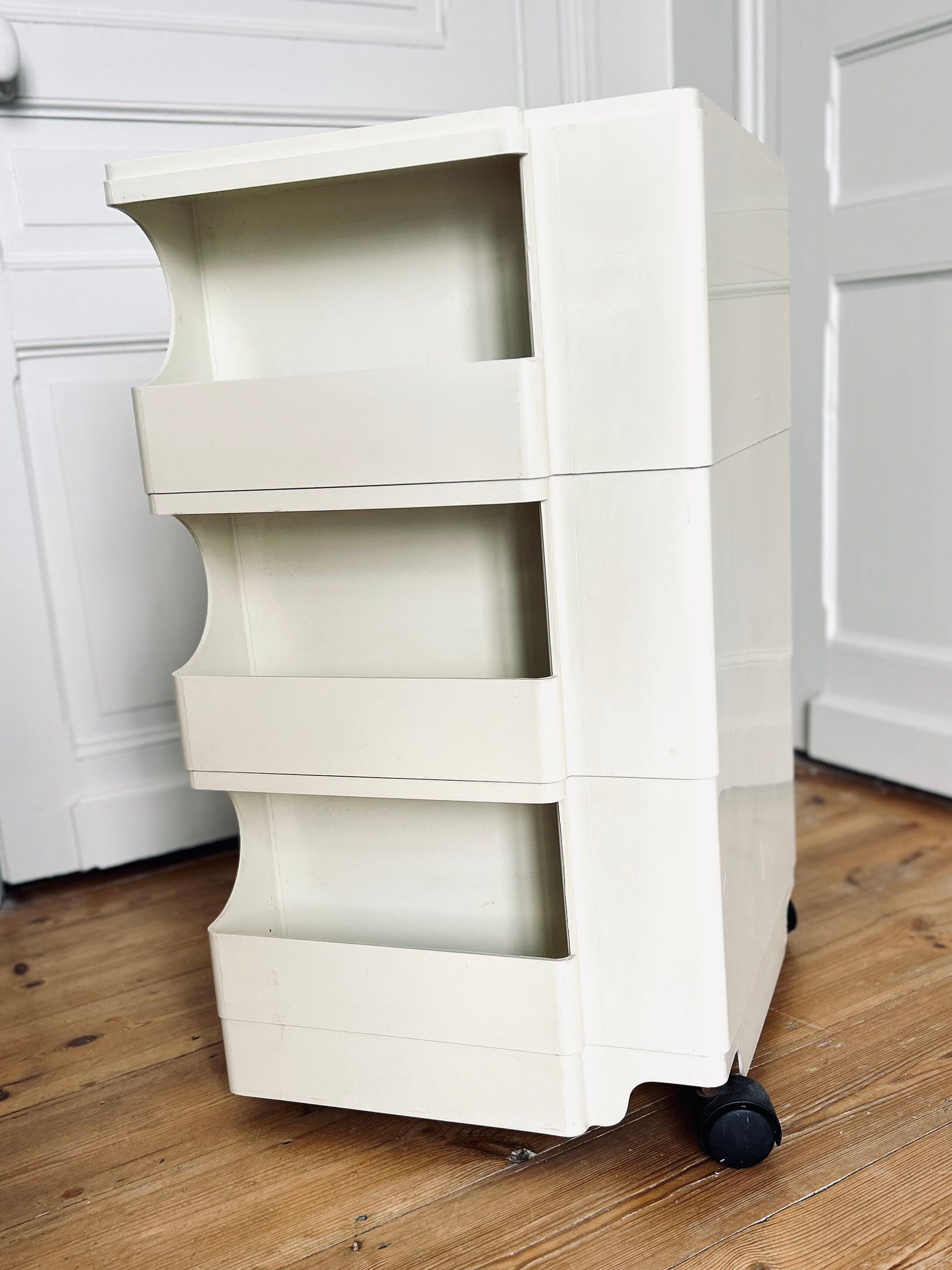 Joe Colombo storage furniture