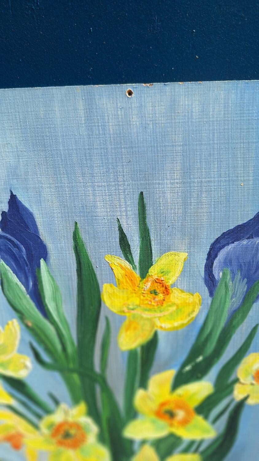 Still life bouquet of daffodils