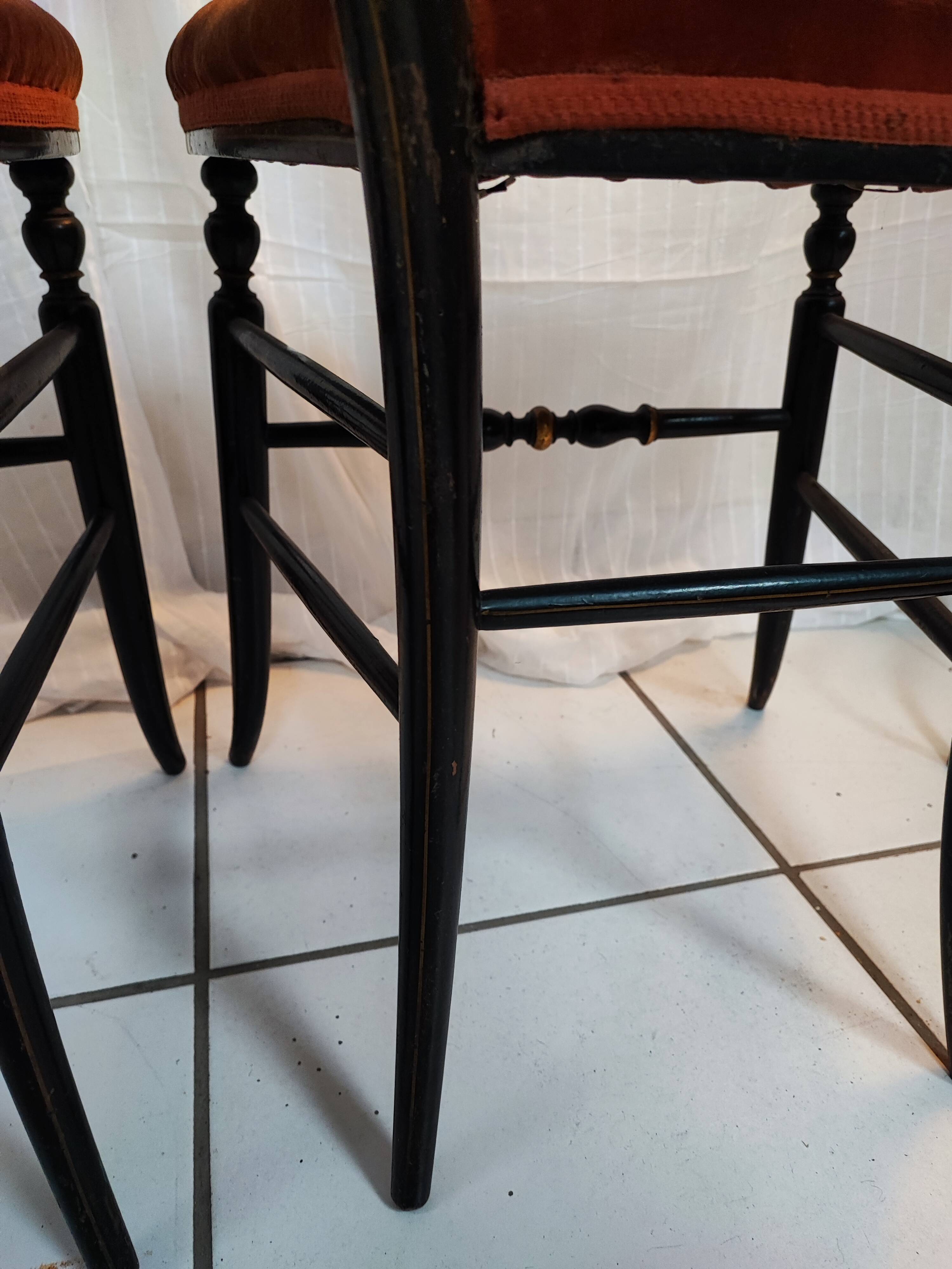 Paire de chaises Napoléon III modèle Opéra