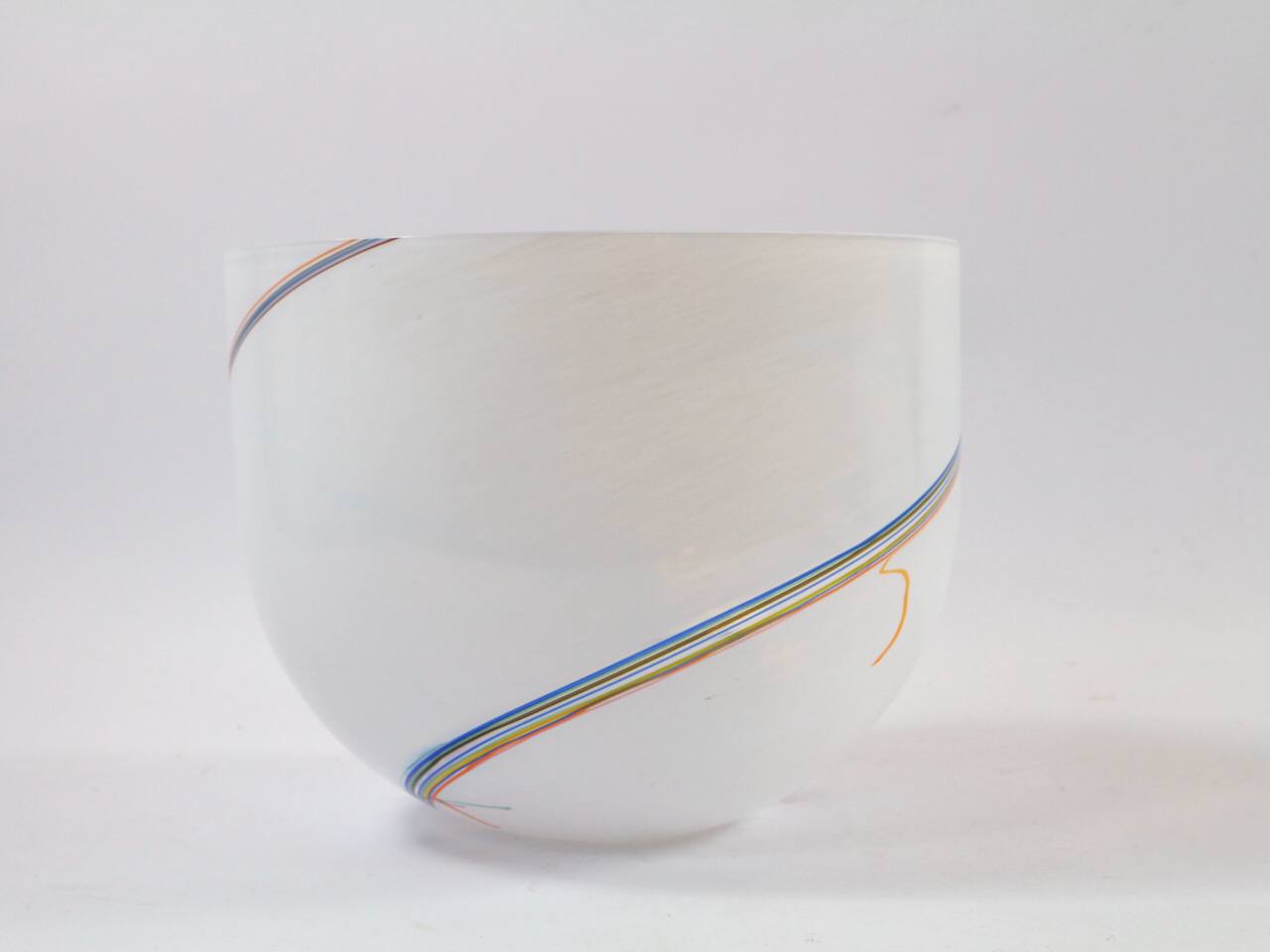 Kosta Boda bowl-centerpiece, 1980s / 90s, white with multicolor filaments.