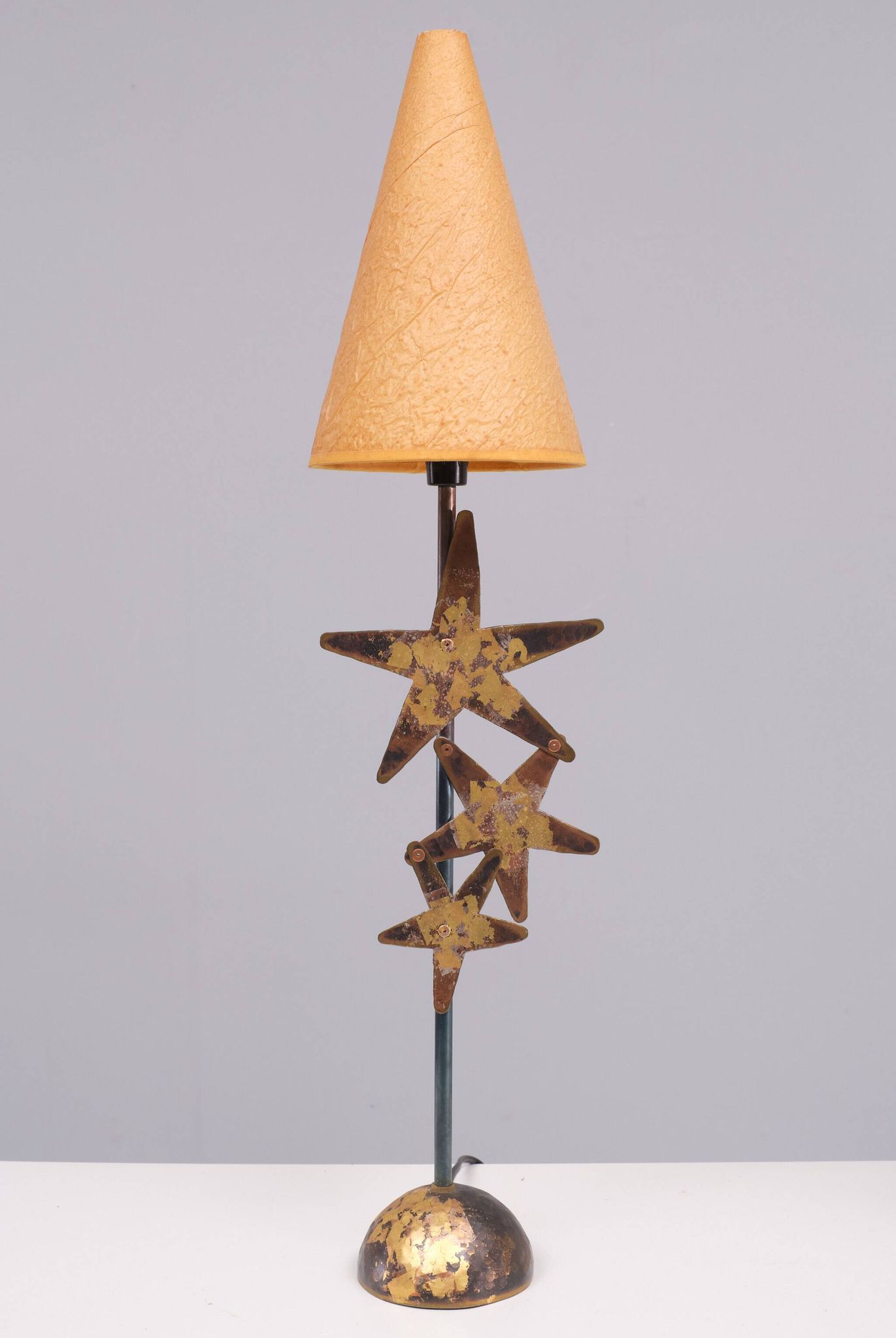 Lampe de table faite main en laiton Robert Kostka 1980 France