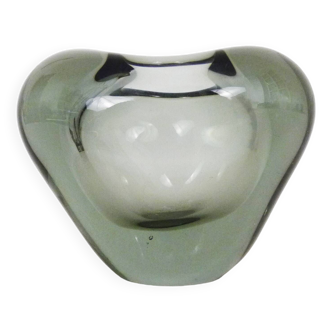 Vase en forme de cœur Per Lütken pour Holmegaard. Signé et daté 1902