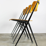 Chaises Pyramid vintage par Wim Rietveld pour Ahrend de Cirkel