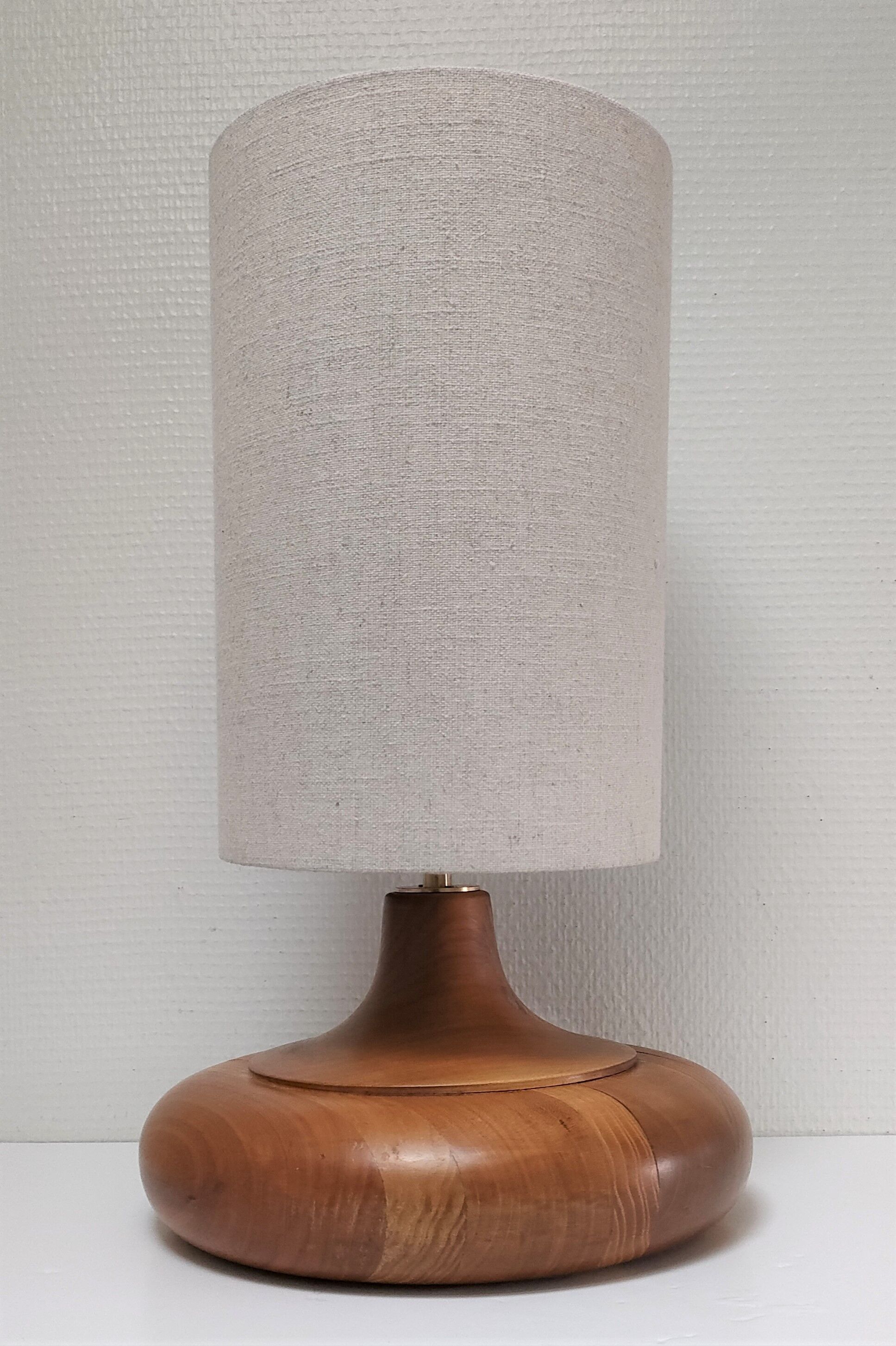 Solid wood lamp foot circular design 90s