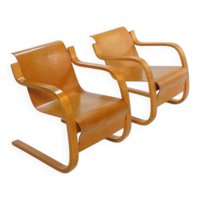 Ensemble de chaises longues cantilever n° 31 par Alvar Aalto, années 1930.