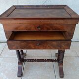 Travailleuse Louis Philippe en acajou