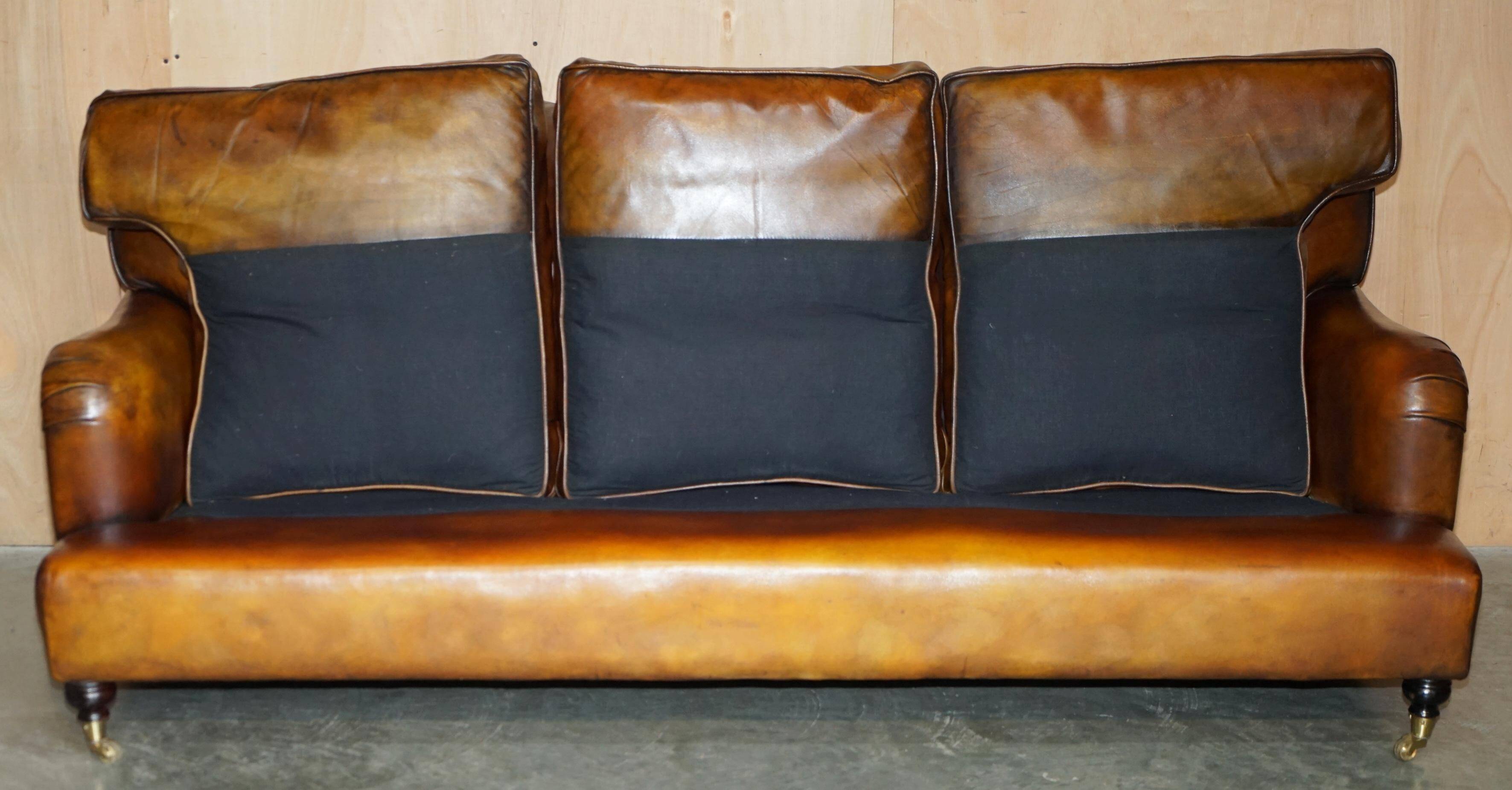 Restored leather Howard & Son canapé style, 204 cm