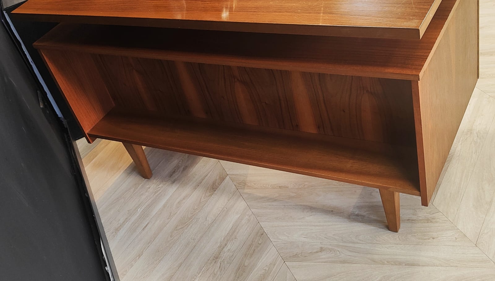 Mid Century bureau