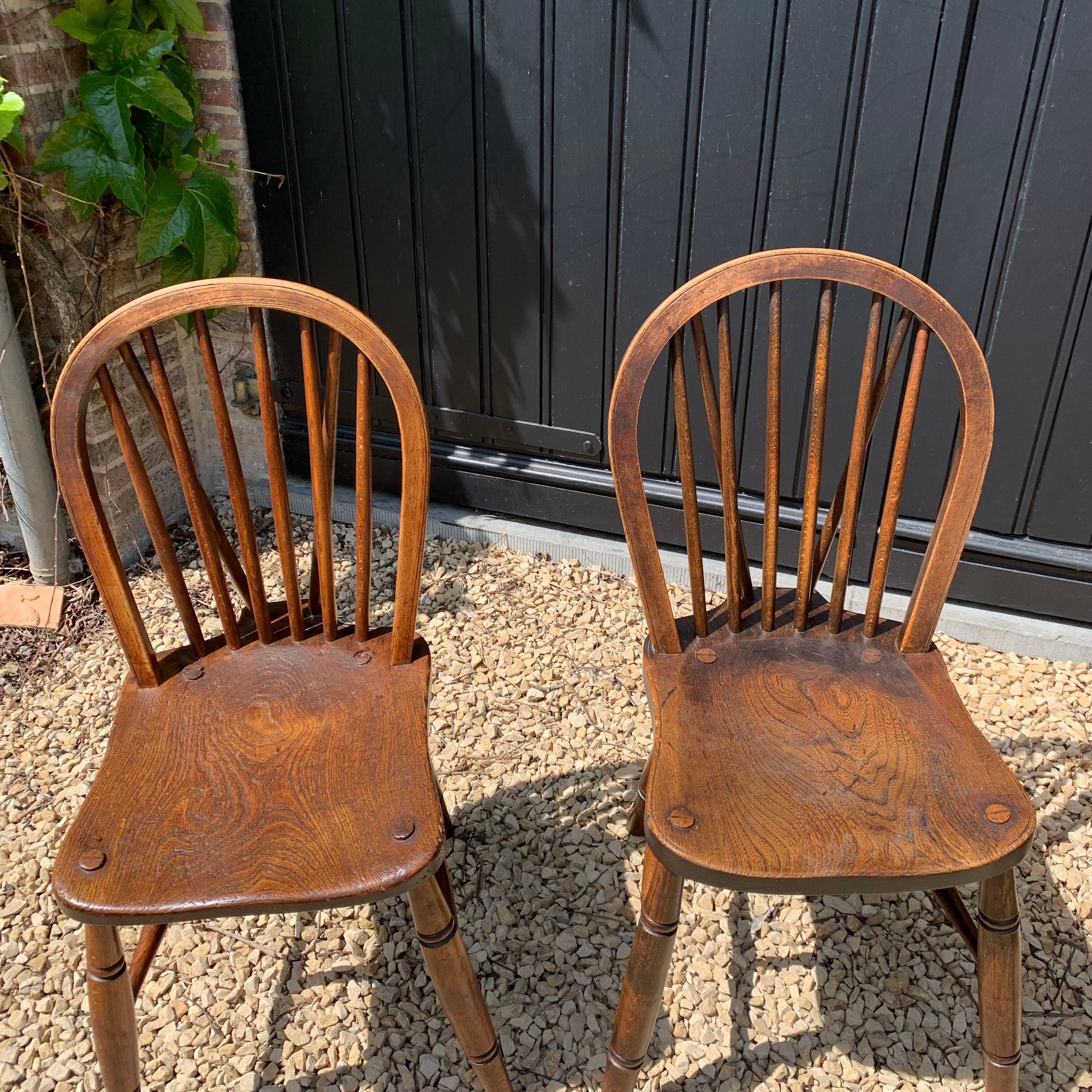 Set of 4 Windsor Sack-back chairs