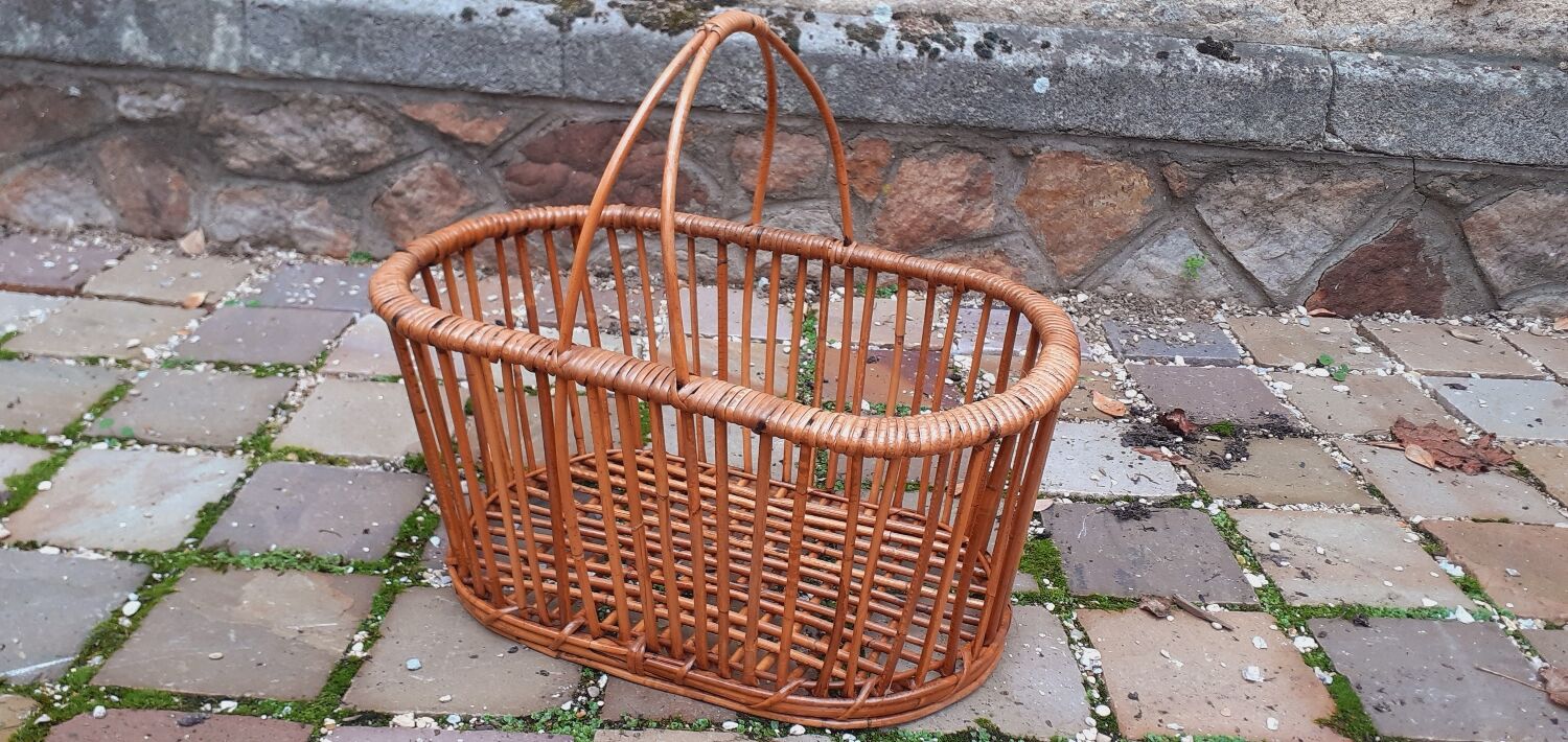 Vintage rattan basket from the 50s