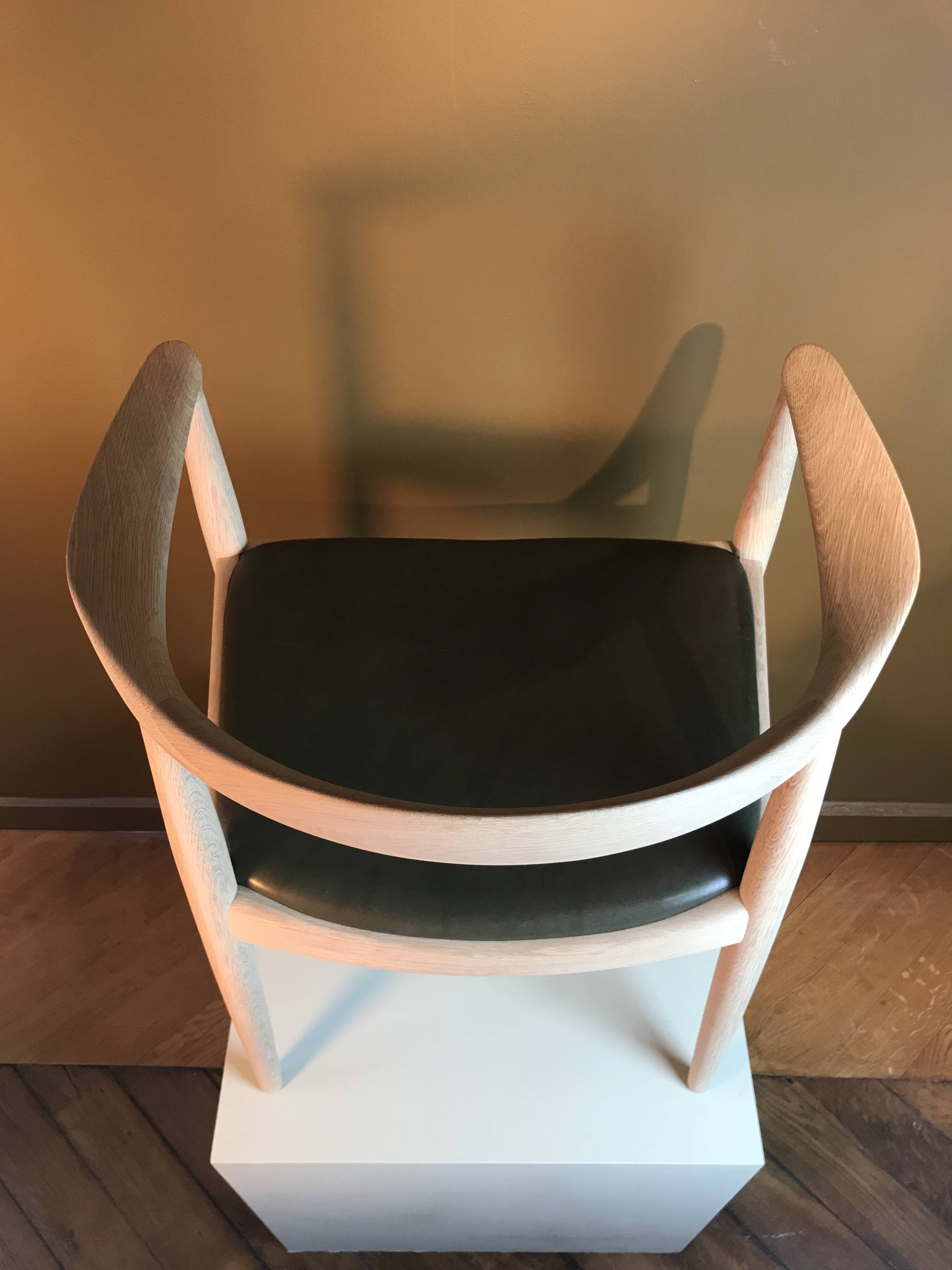 PP503 / Round Chair