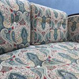 Bench reads art deco