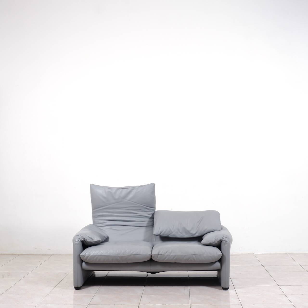 Ensemble de sièges en cuir « Maralunga » de Vico Magistretti pour Cassina