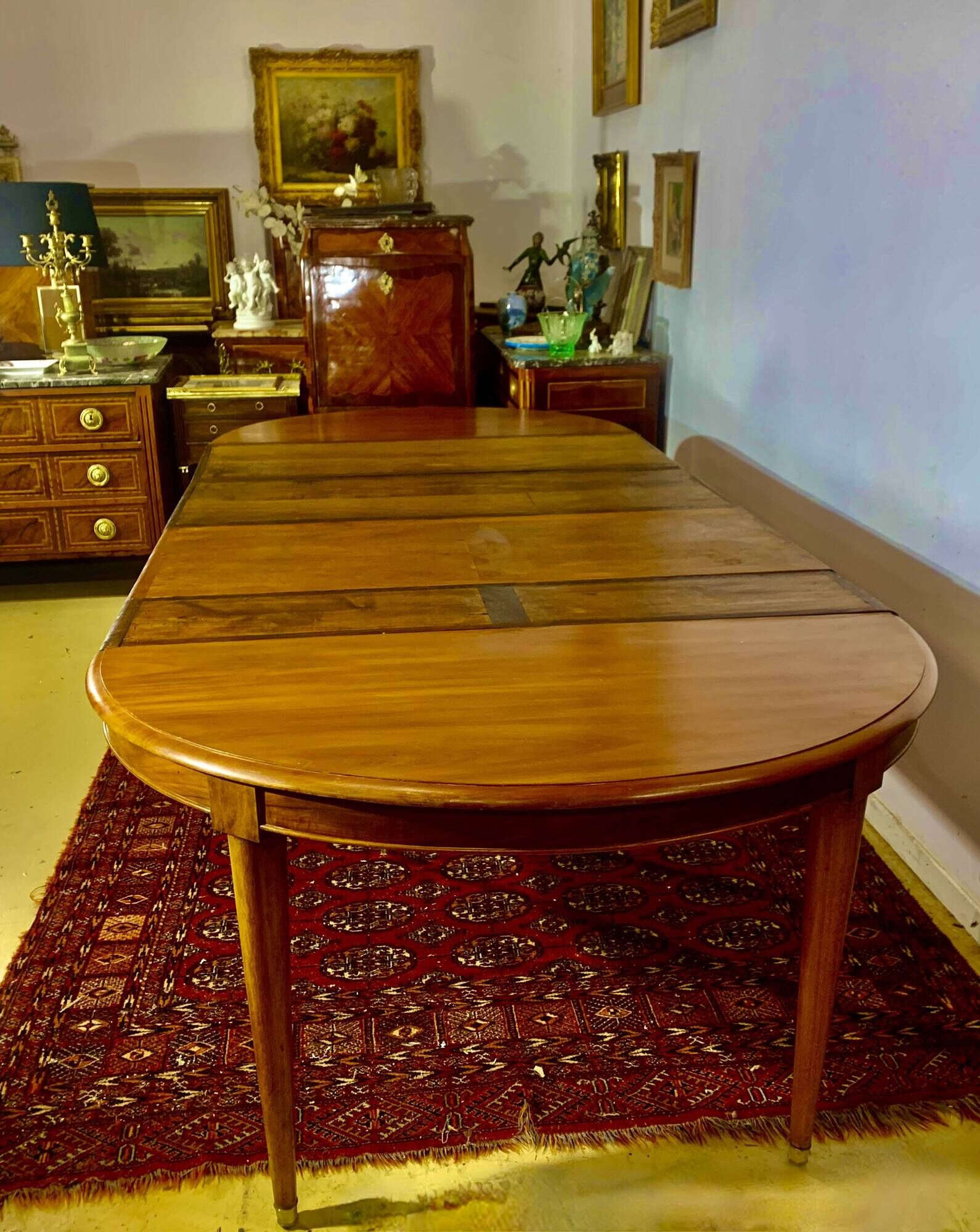 Oval table with 4 extensions, Louis XVI style, 10/12 people