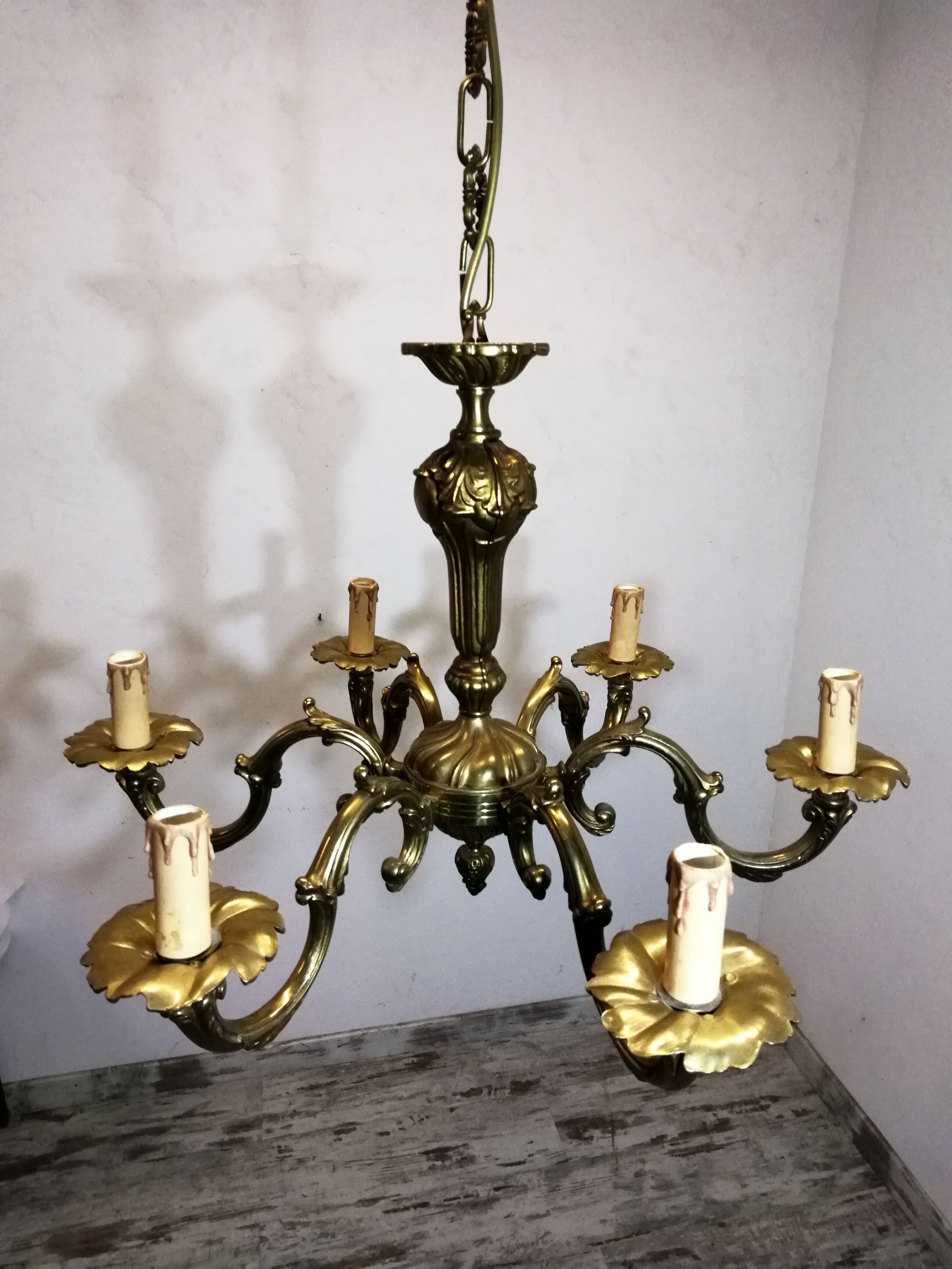 Antique bronze chandelier 6 arms