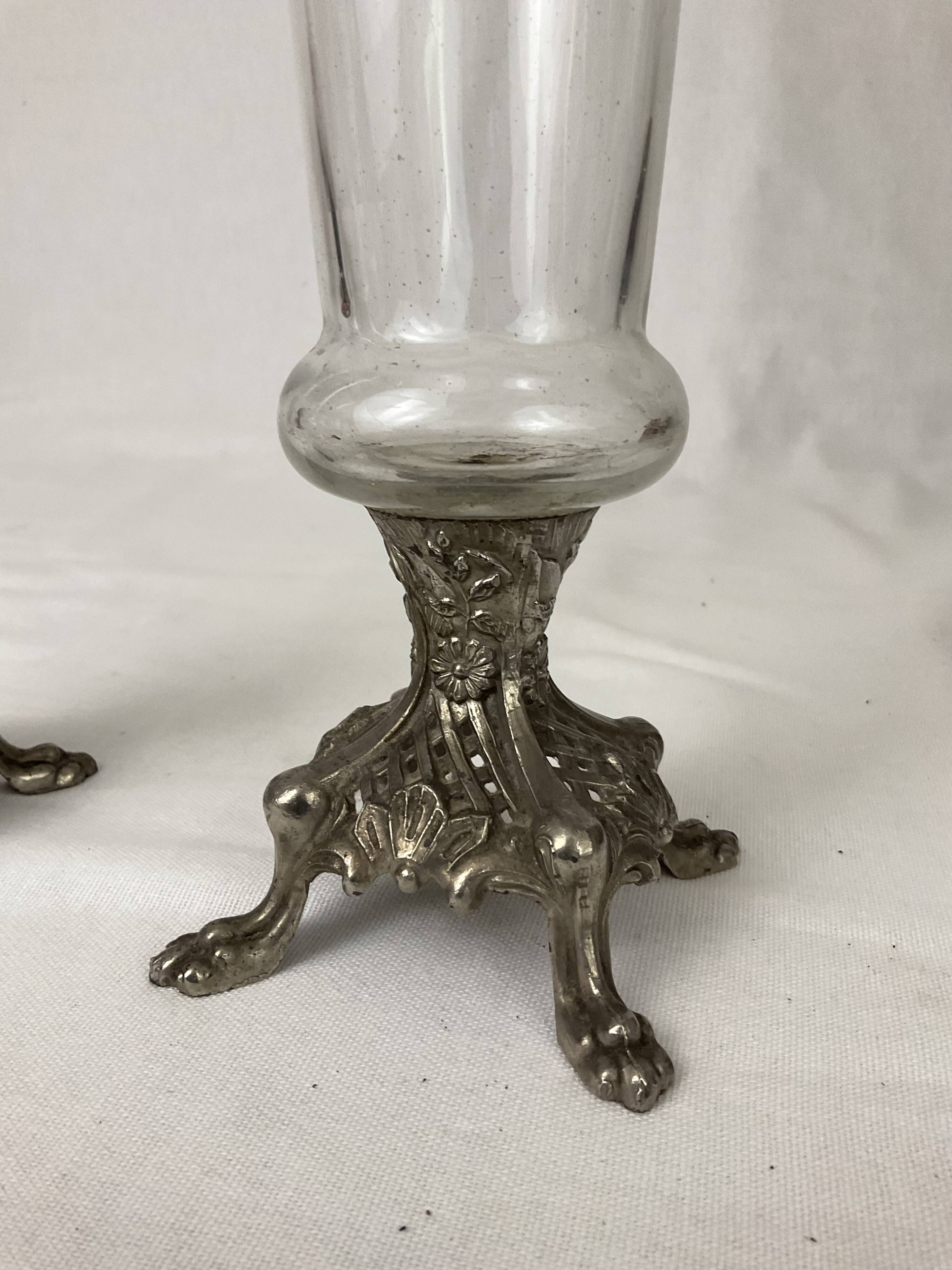 Pair of glass soliflore vases in glass enamelle foot claw in regulates napoleon III