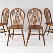 Windsor Antique Early 20th English Victorian Dining Room Chairs, Set of fou