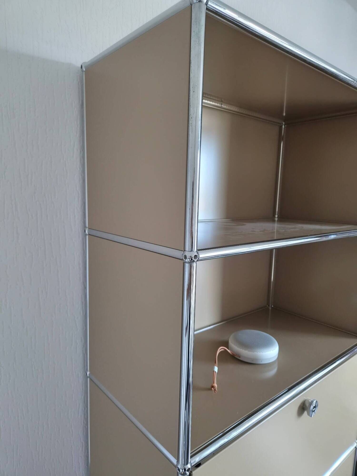 Beige USM furniture