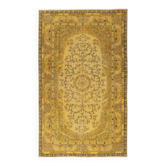 Tapis d'aire turc vintage surteint jaune. Tapis en laine noué à la main pour intérieurs modernes.
