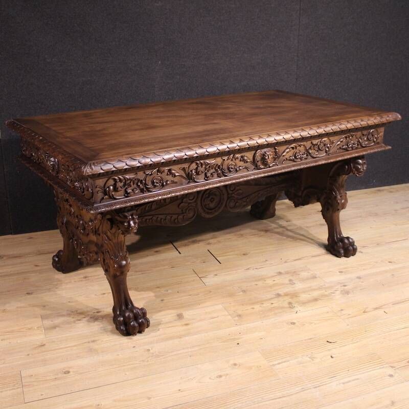 Great mid-20th-century Tuscan table