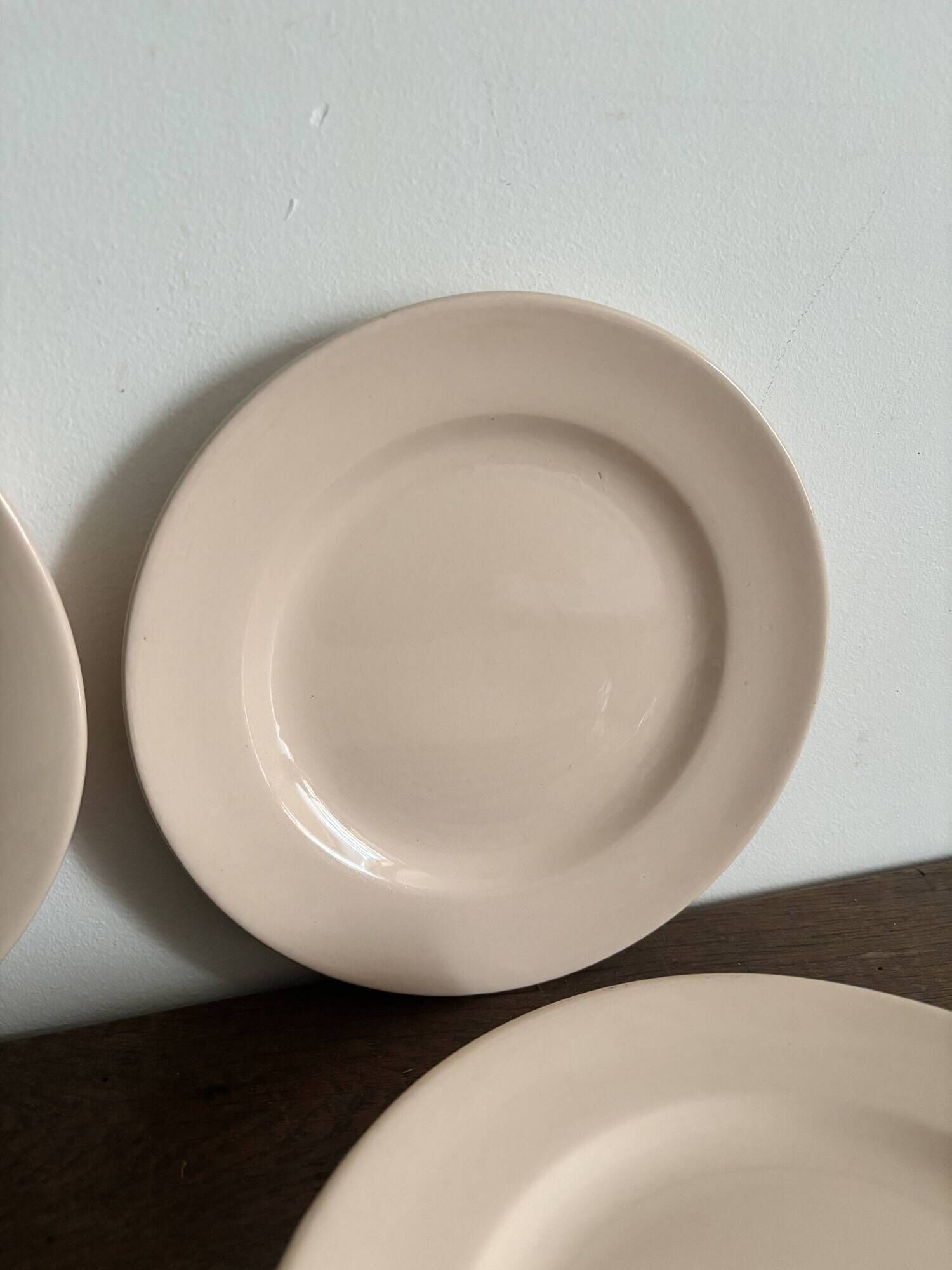 Set of 12 vintage plates Digoin Sarreguemines – Powder pink